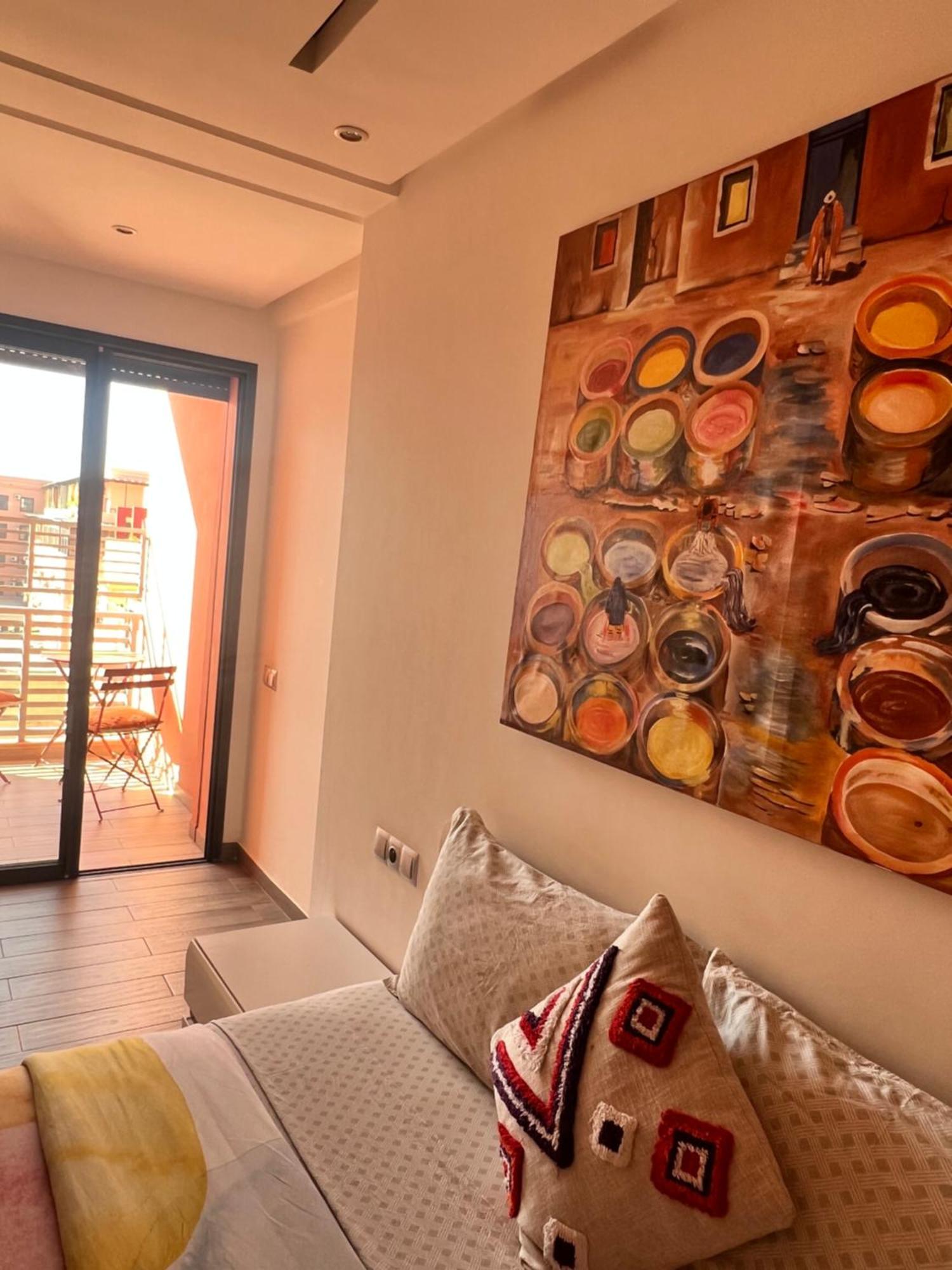 Avec Terrasse Au Calme En Plein Centre De Marrakech Tres Rare Appartamento